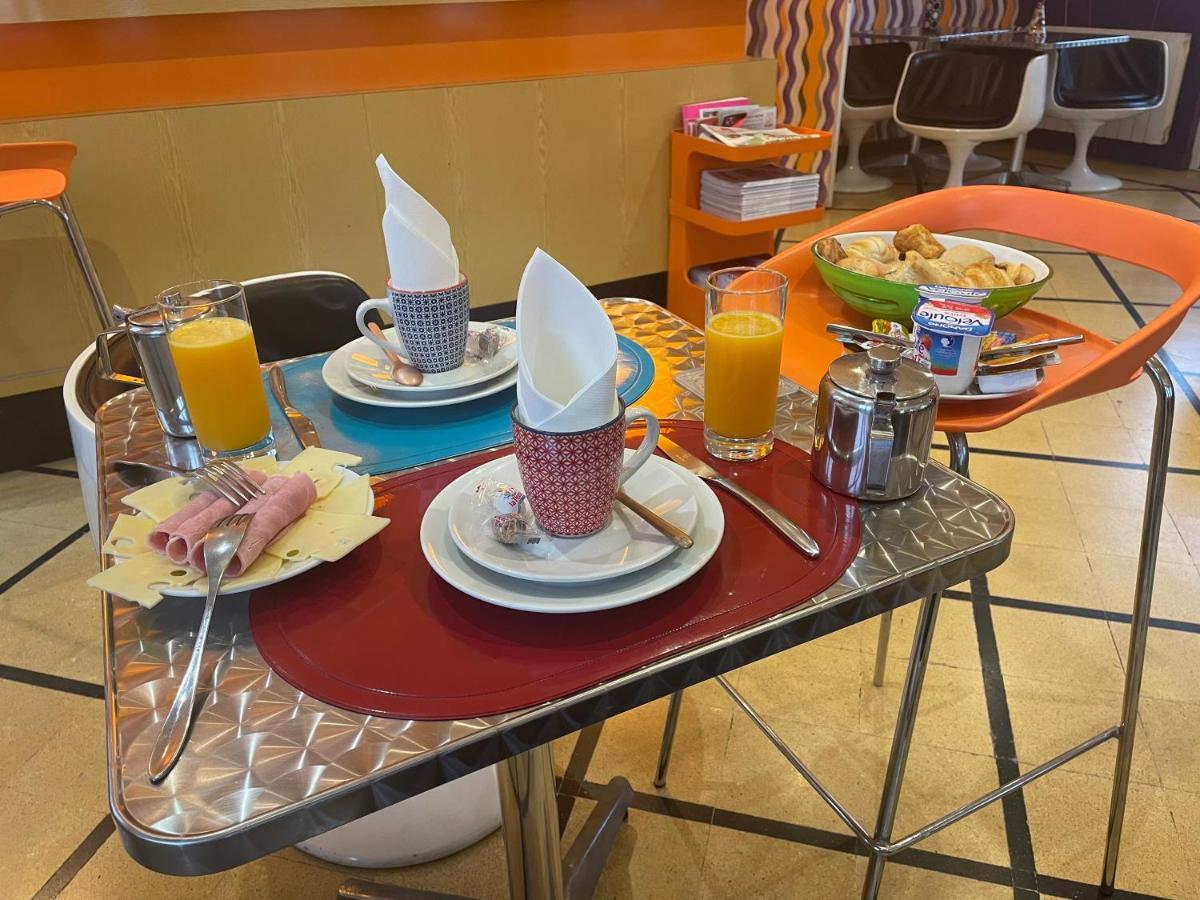 Hotel Mirano Биариц Екстериор снимка