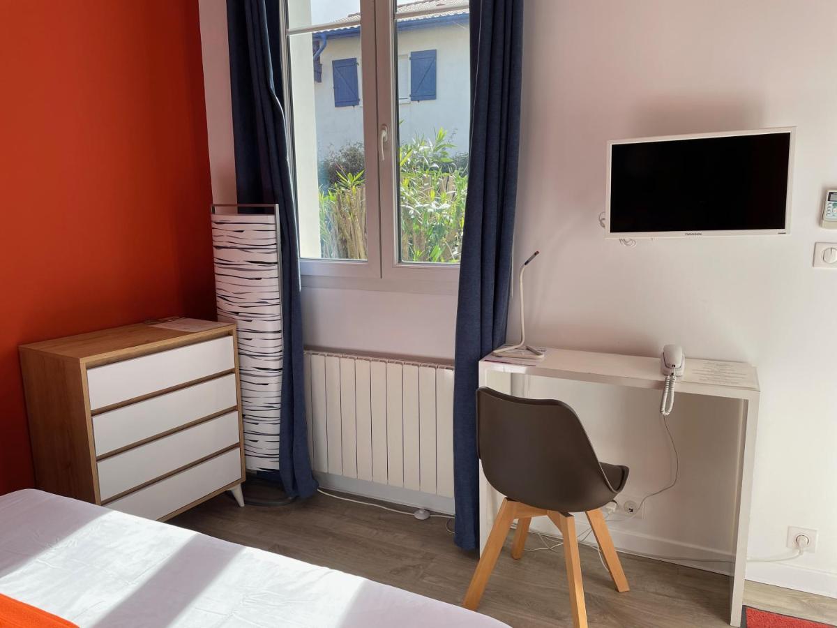 Hotel Mirano Биариц Екстериор снимка