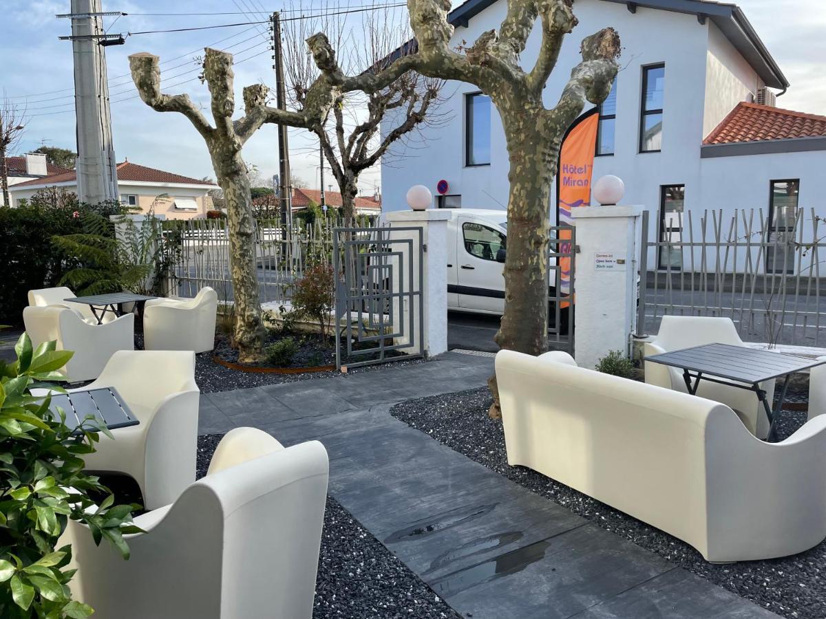 Hotel Mirano Биариц Екстериор снимка