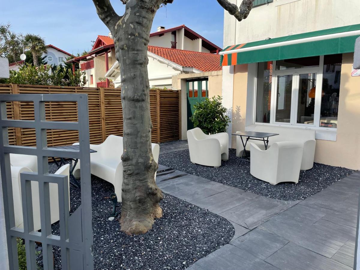 Hotel Mirano Биариц Екстериор снимка