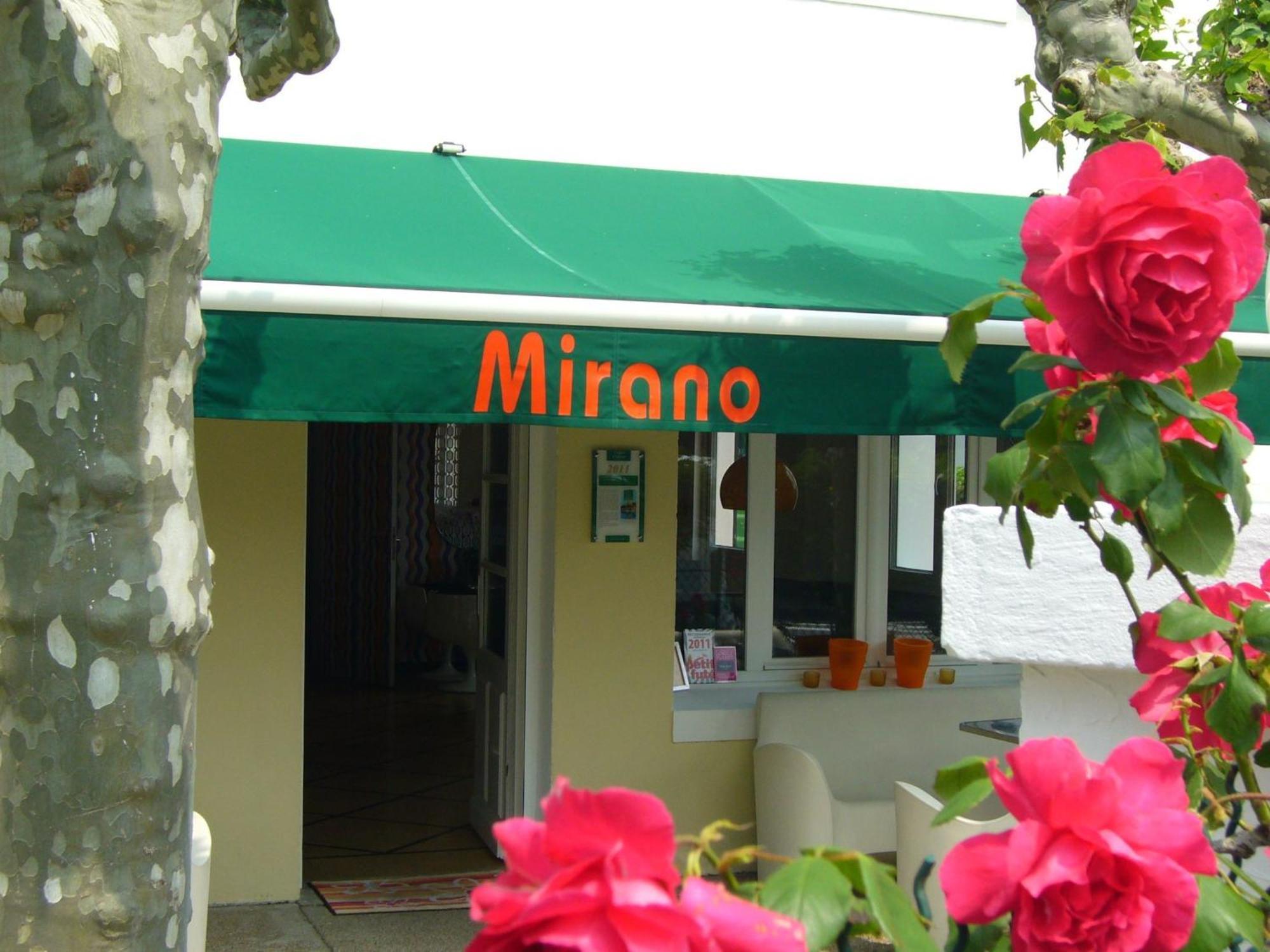 Hotel Mirano Биариц Екстериор снимка